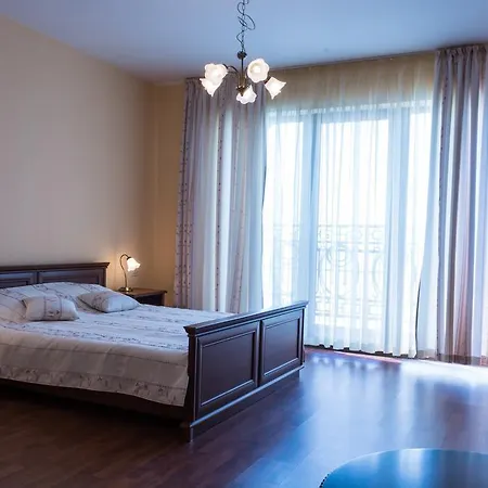 Apartment Port Palace *