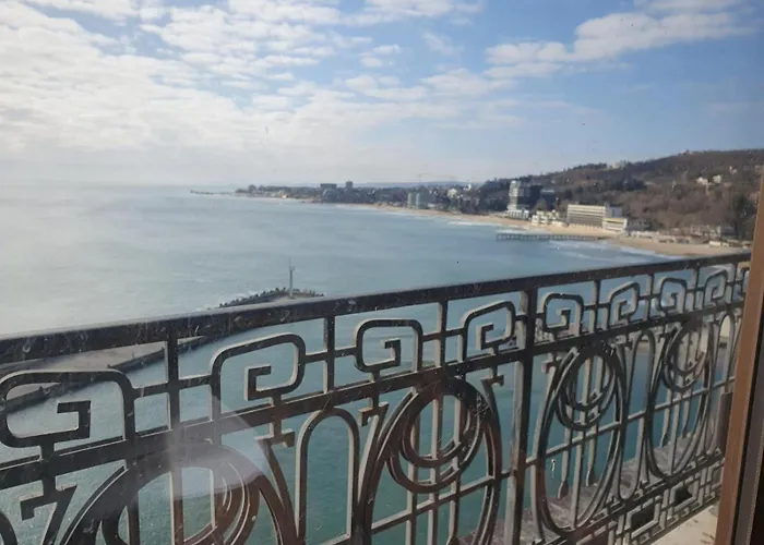 Port Palace * Sf. Constantin și Elena