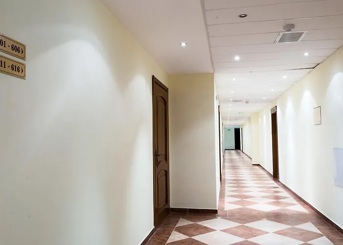 Port Palace Sf. Constantin și Elena