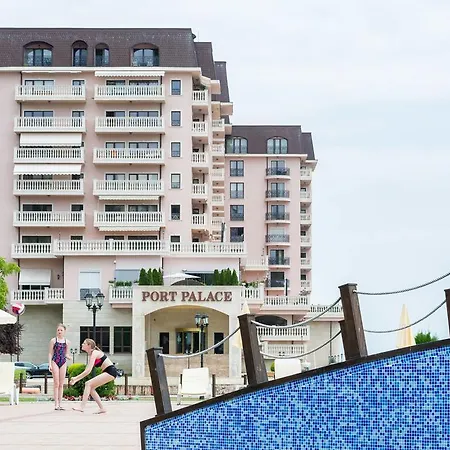Apartment Port Palace