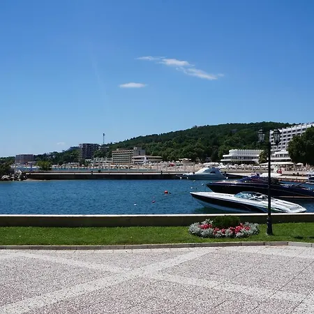 호텔 Port Palace 산콘스탄틴앤헬레나