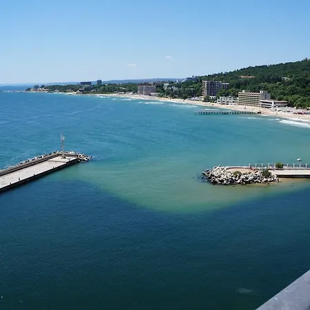 Hotel Port Palace