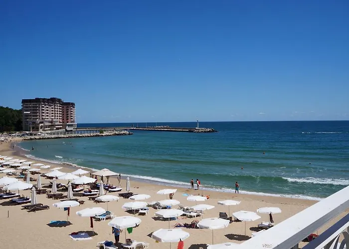 Hotel Port Palace Saints Constantine and Helena